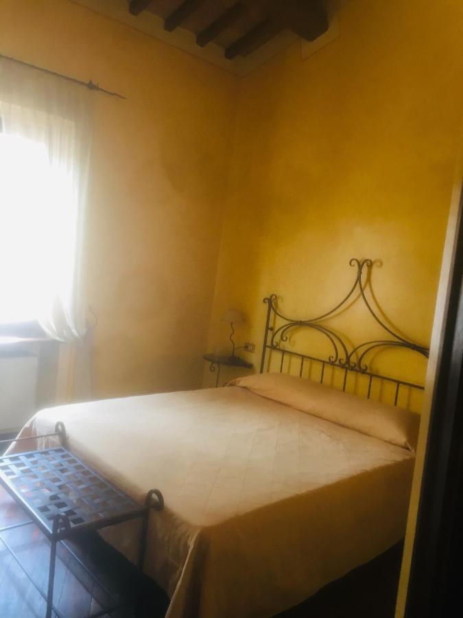 Camere Della Vecchia Posta Trevi Exterior foto